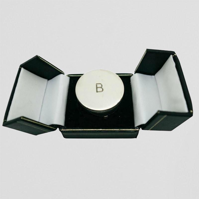 Holy oil stock 'B' - Watts & Co.