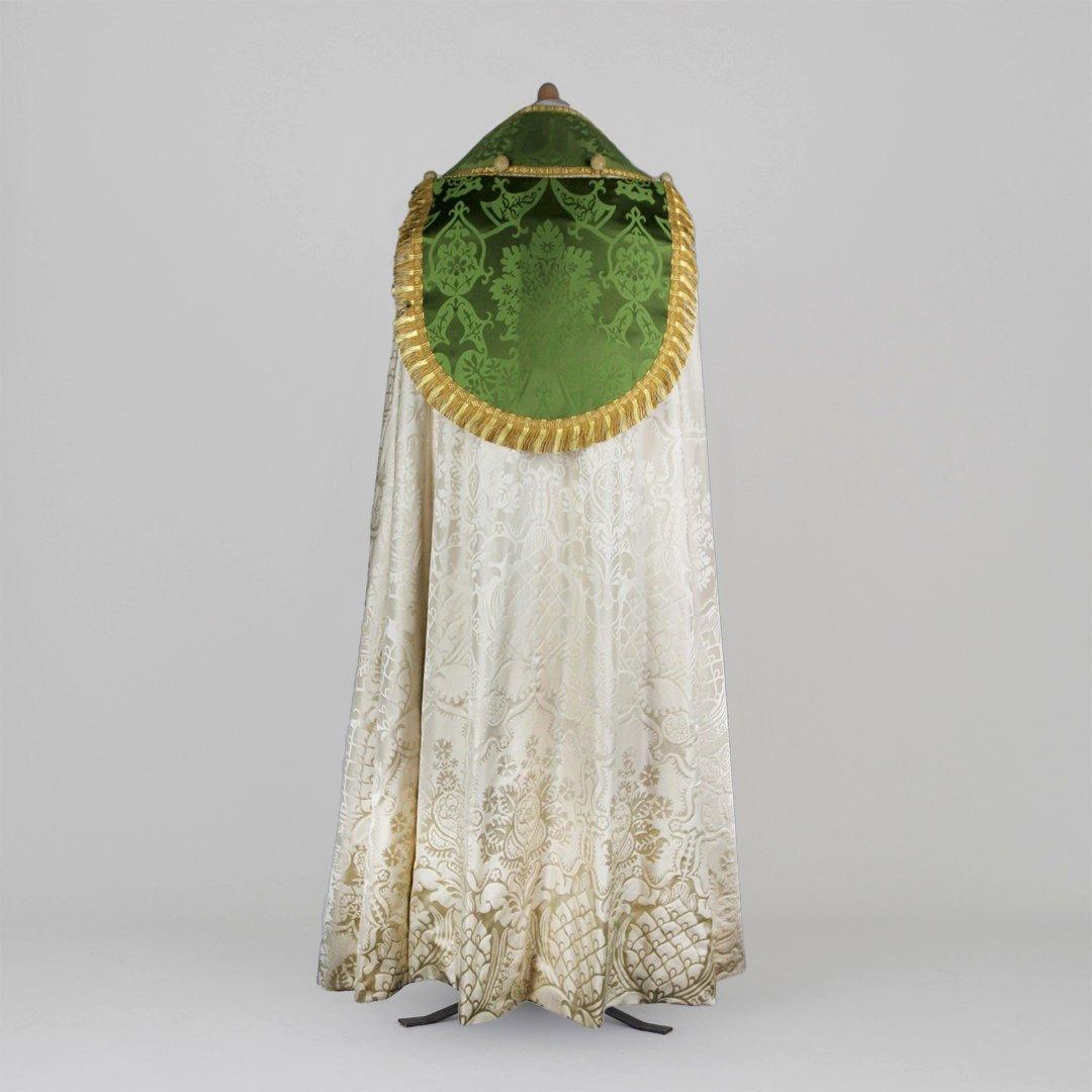 Minster Cope in Cream Comper Cathedral - Watts & Co.