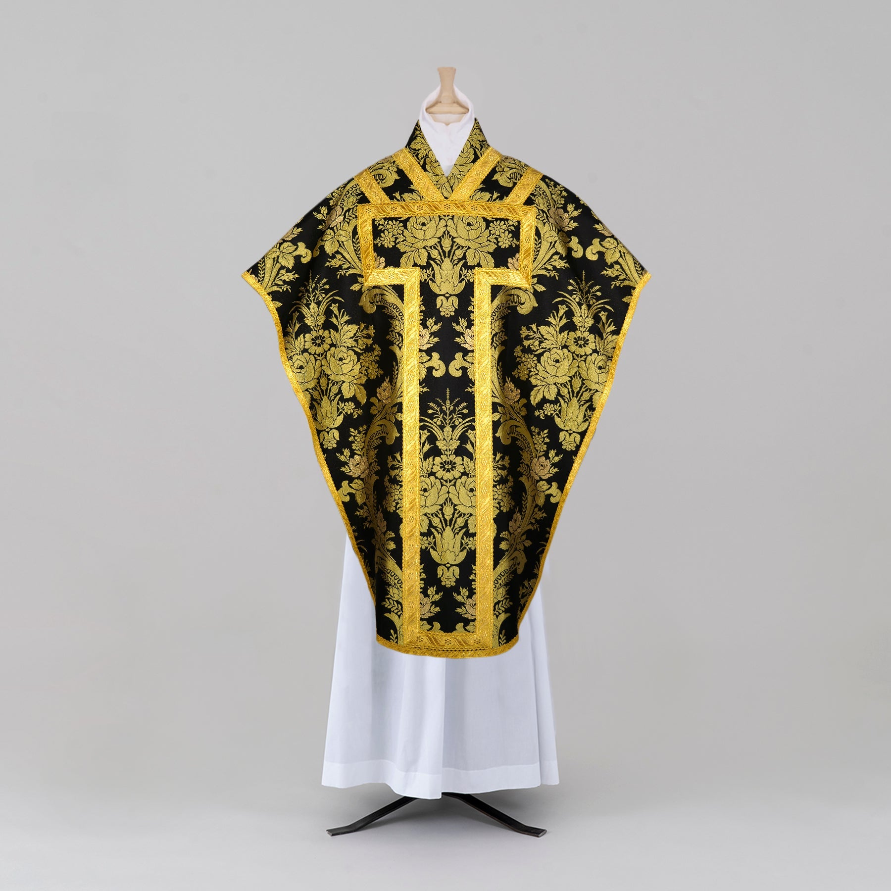 Neri Chasuble - Watts & Co.