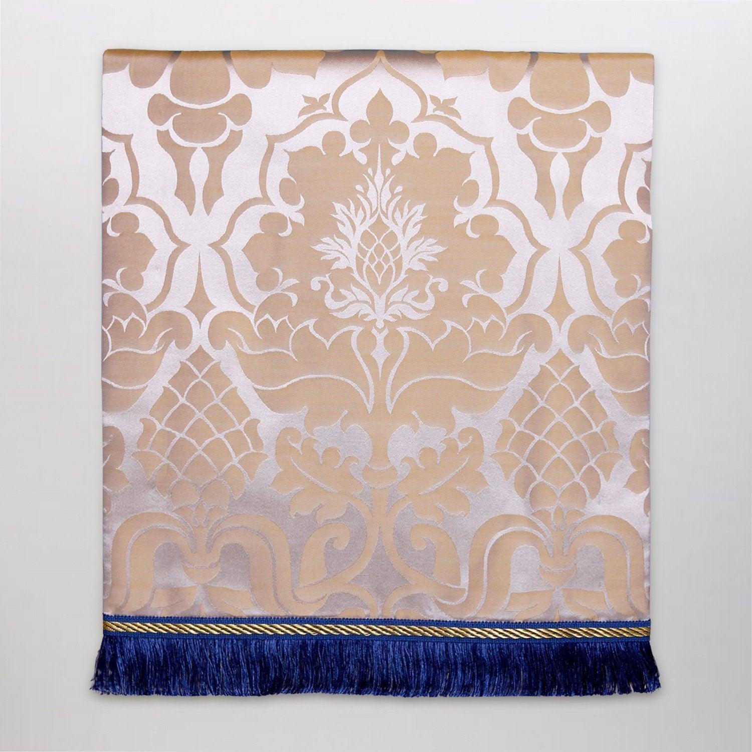 Pulpit Fall in Oyster Bellini - Watts & Co. (international)