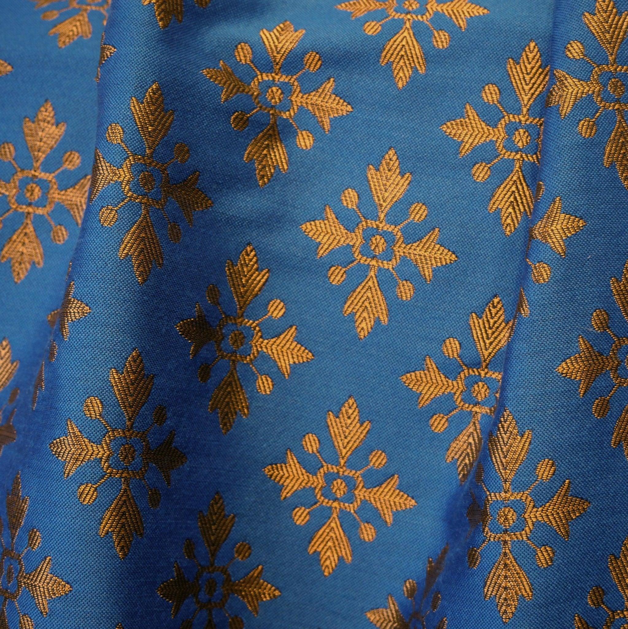 Quatrefoil - Azure & Caramel - Watts & Co.