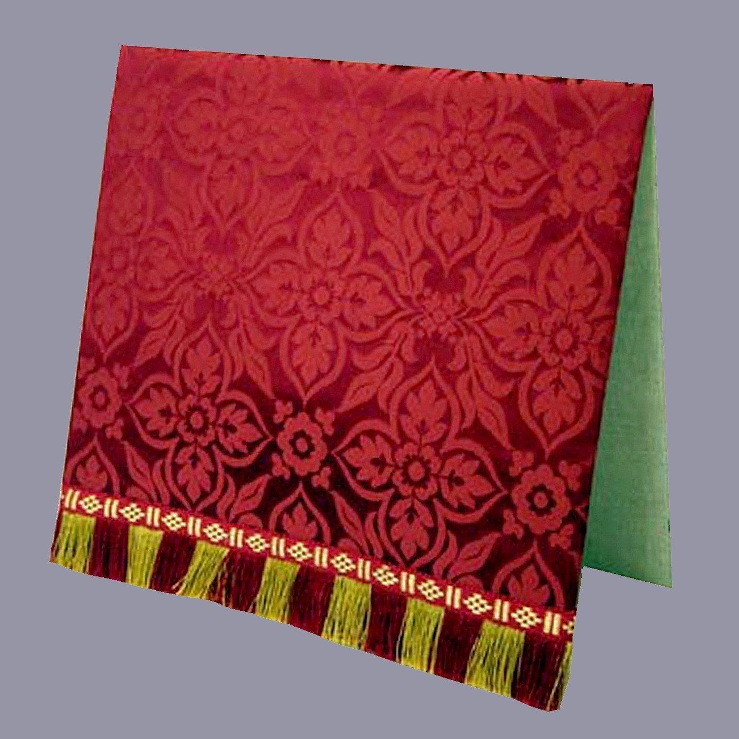 Red pulpit fall - Watts & Co. (international)