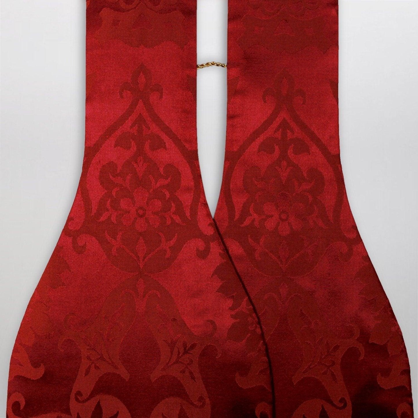 Roman style Stole in Sarum Red Gothic silk - Watts & Co. (international)