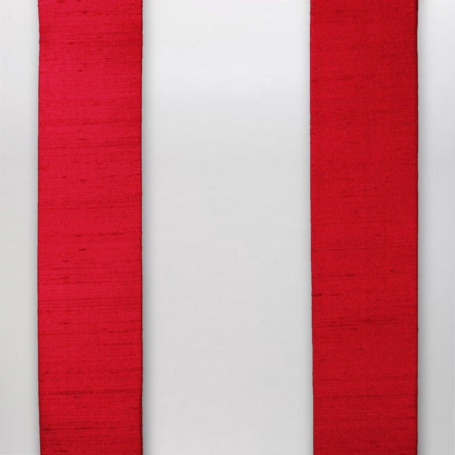 Sarum Stole in Tartan Red Dupion Silk - Watts & Co. (international)