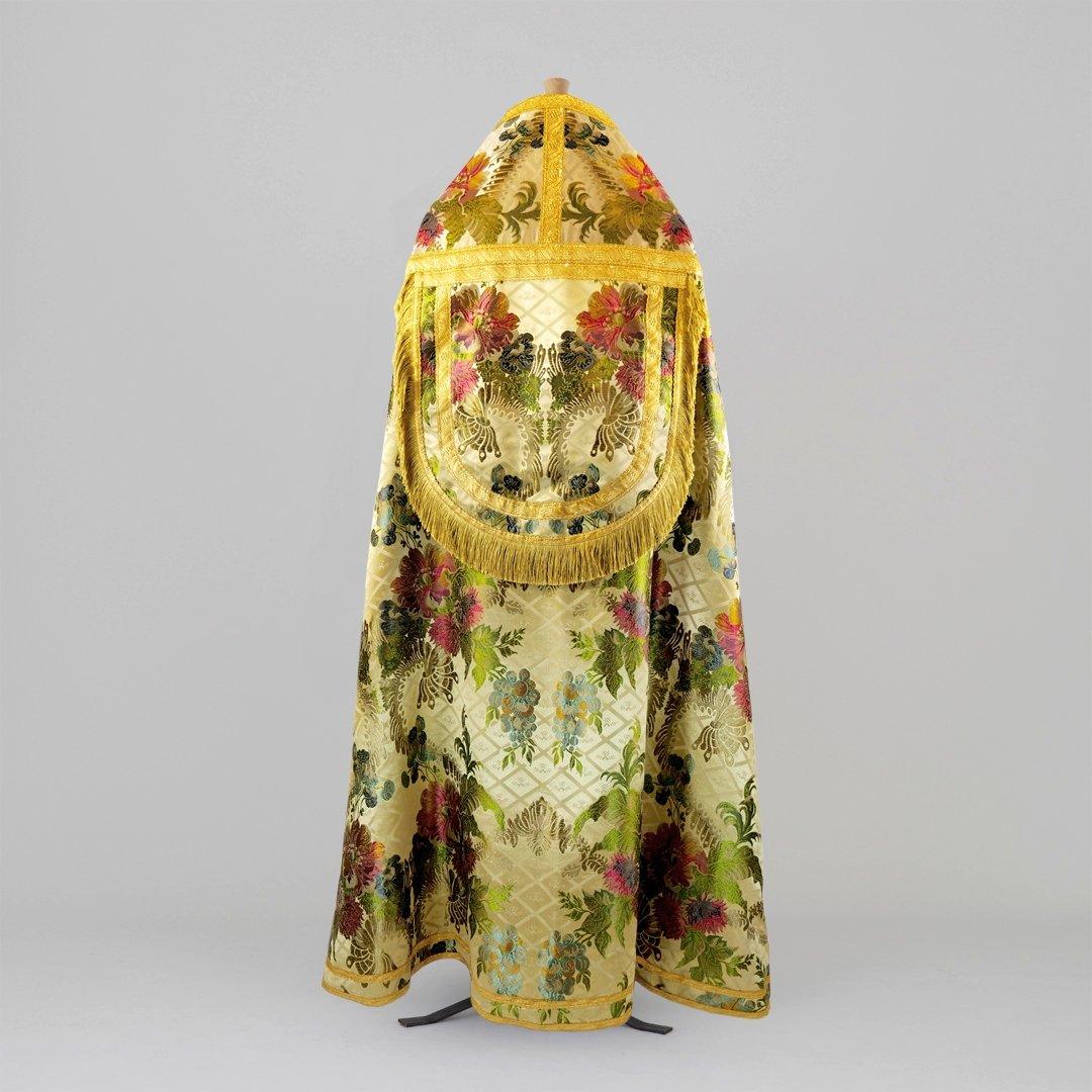 Spanish Cope & Stole in Cream 'Quart' with outline orphreys - Watts & Co.