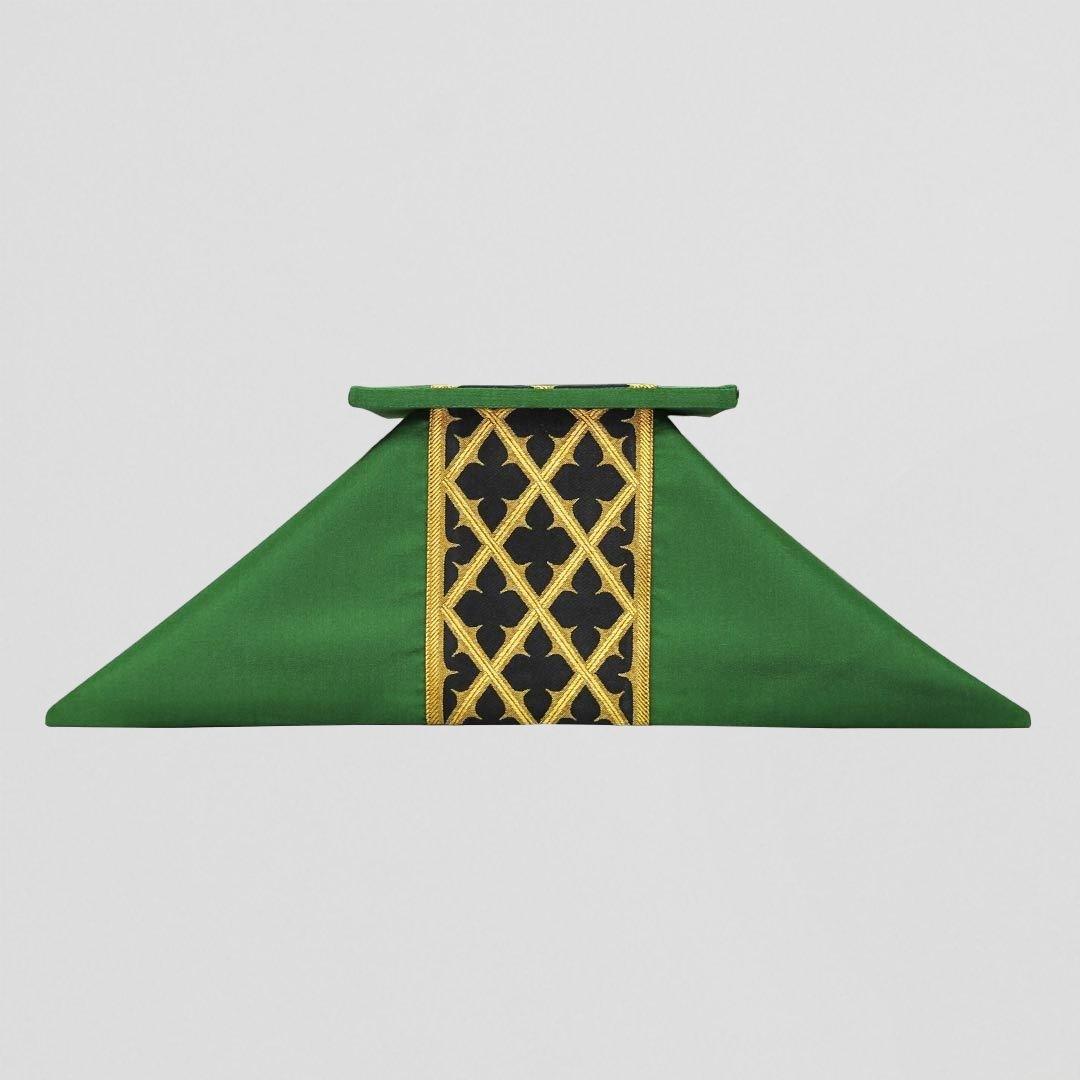 St Benedict Burse & Veil - Watts & Co.