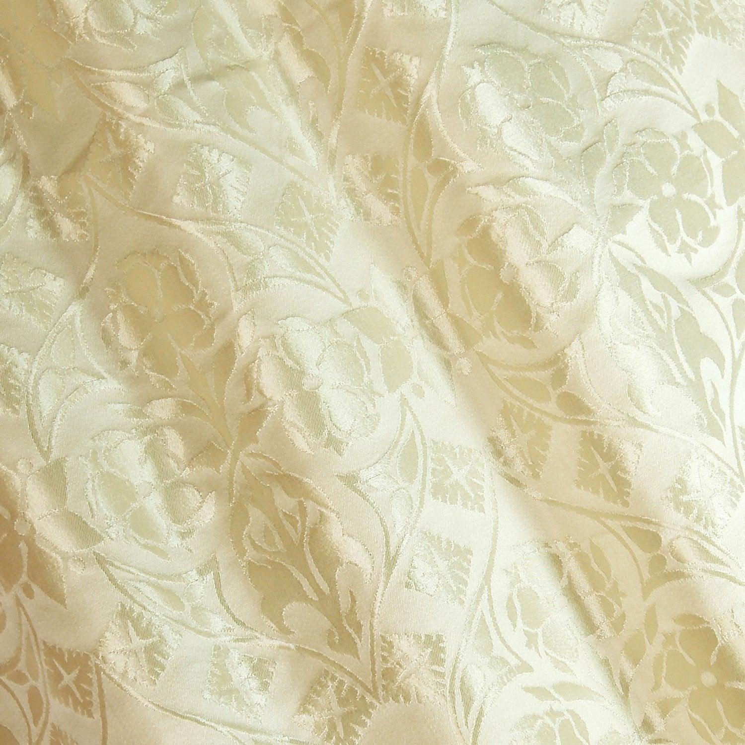 St. John Damask - Cream - Watts & Co. (international)