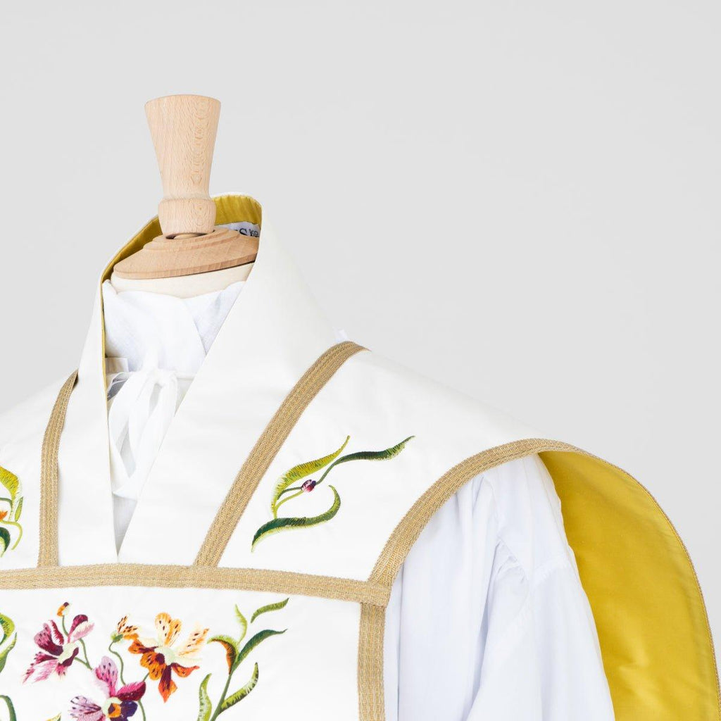 St Thérèse Chasuble & Stole - Watts & Co.